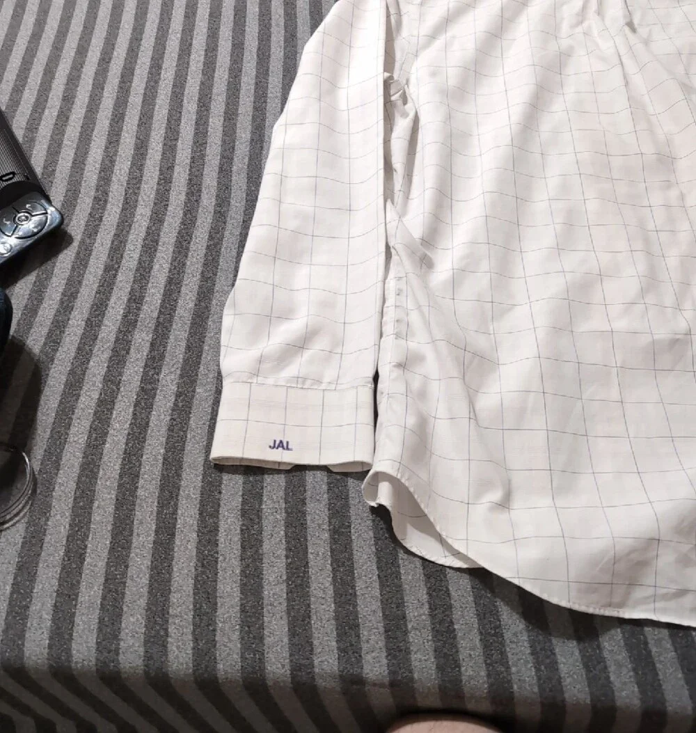 Banana Republic White Button-Up Shirt with Light Blue Windowpane L 16 16½ JAL